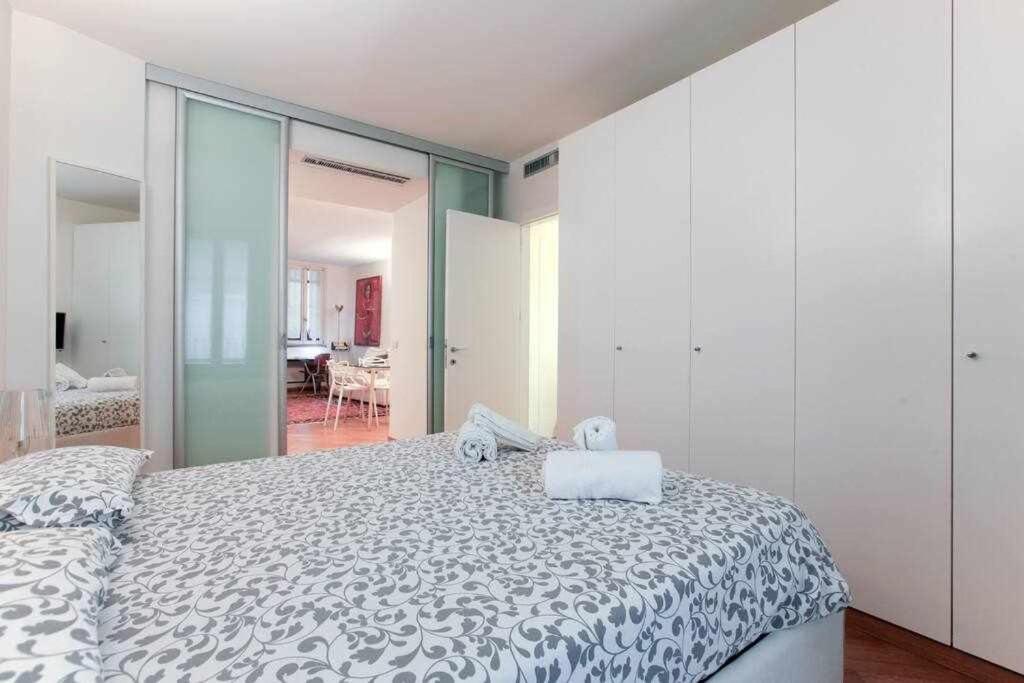 Brera Area Lovely Apt Close To Piazza Duomo Milano Exteriör bild